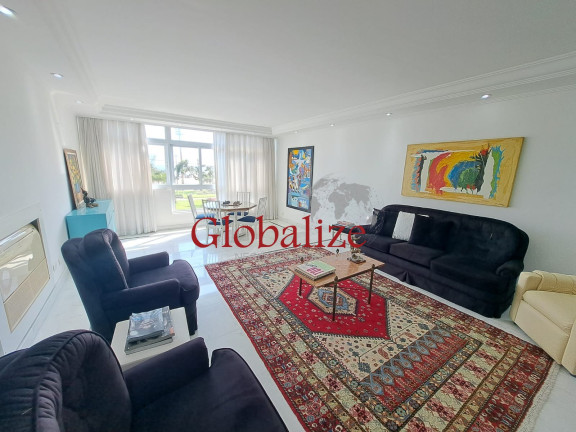 Imóvel com 4 Quartos à Venda, 210 m² em Boqueirão - Santos