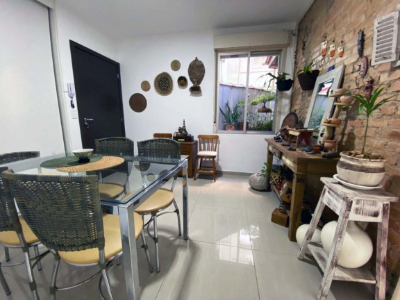 Imagem Apartamento com 1 Quarto à Venda, 54 m² em Petrópolis - Porto Alegre