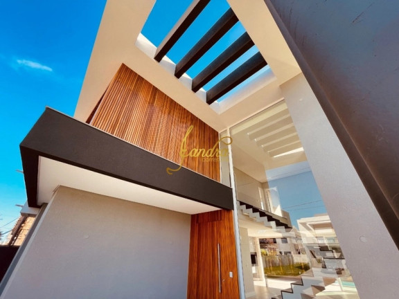 Imagem Casa de Condomínio com 4 Quartos à Venda, 239 m² em Centro - Xangri-la