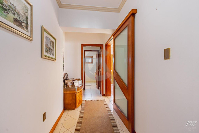 Imagem Casa com 3 Quartos à Venda, 274 m² em Igara - Canoas
