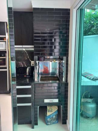 Imagem Sobrado com 3 Quartos à Venda, 180 m² em Ariribá - Balneário Camboriú