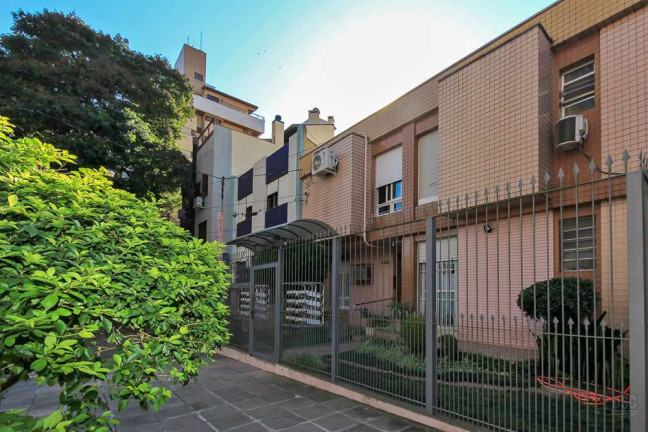 Imagem Imóvel com 1 Quarto à Venda, 28 m² em Petrópolis - Porto Alegre