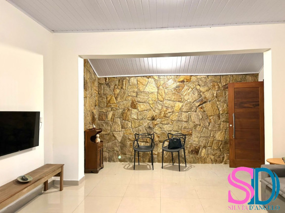 Casa com 3 Quartos para Alugar, 120 m² em Centro - Ubatuba
