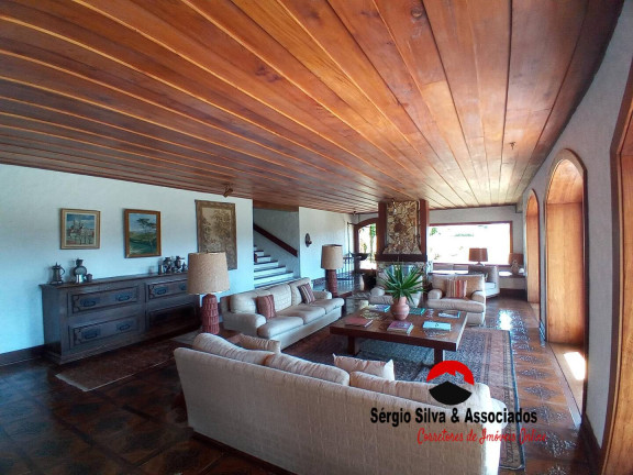 Imagem Casa com 6 Quartos à Venda, 10.000 m² em Vila Iara - Campos Do Jordão