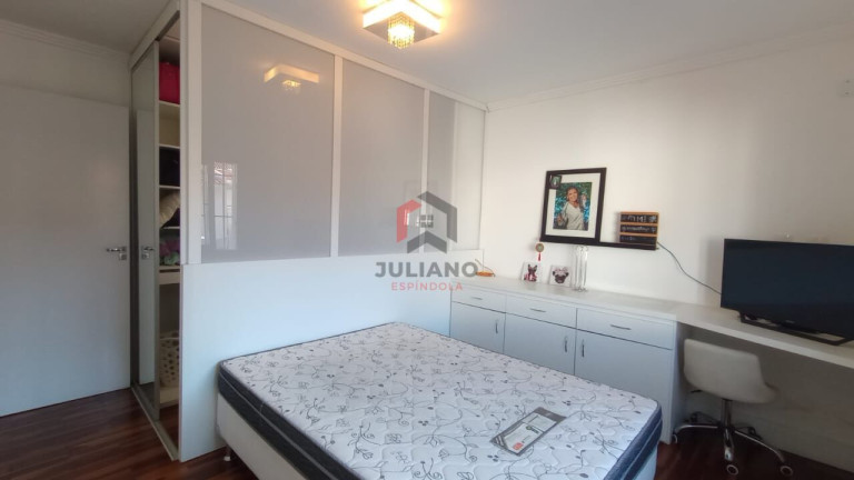 Imagem Casa com 4 Quartos à Venda, 198 m² em Jardim Itu - Porto Alegre