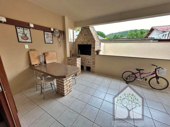 Imagem Casa com 4 Quartos à Venda, 396 m² em Itacorubi - Florianópolis Imagem Casa com 4 Quartos à Venda, 396 m² em Itacorubi - Florianópolis