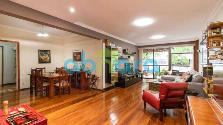 Imagem Apartamento com 4 Quartos à Venda, 150 m² em Copacabana - Rio De Janeiro Imagem Apartamento com 4 Quartos à Venda, 150 m² em Copacabana - Rio De Janeiro