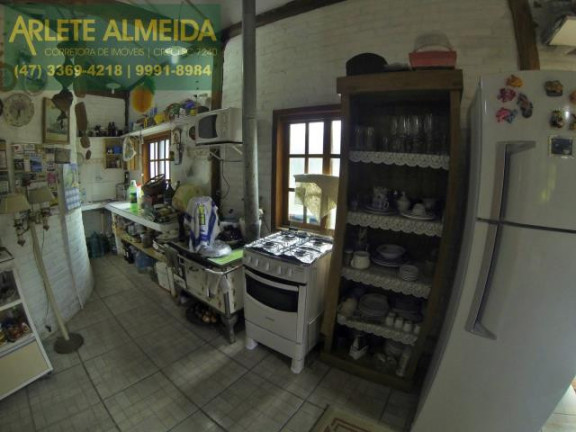 Imagem Casa com 7 Quartos à Venda, 959 m² em Centro - Porto Belo Imagem Casa com 7 Quartos à Venda, 959 m² em Centro - Porto Belo