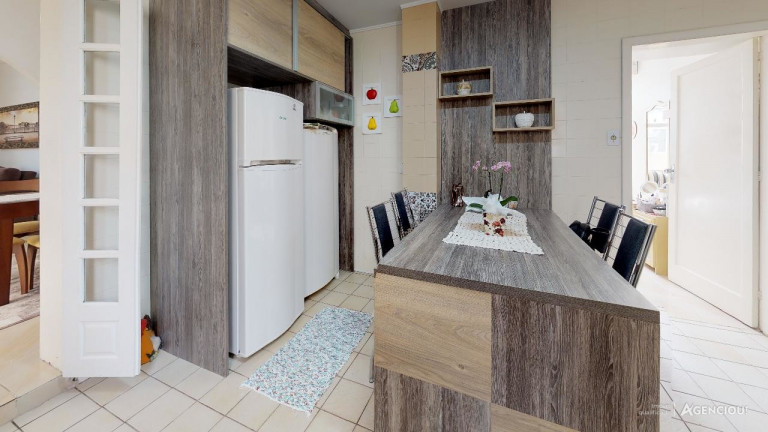 Imagem Apartamento com 3 Quartos à Venda, 129 m² em Menino Deus - Porto Alegre Imagem Apartamento com 3 Quartos à Venda, 129 m² em Menino Deus - Porto Alegre