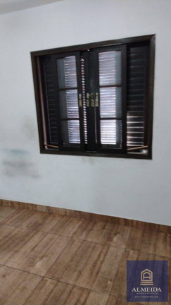 Imagem Casa com 2 Quartos à Venda, em Campo Limpo - São Paulo Imagem Casa com 2 Quartos à Venda, em Campo Limpo - São Paulo