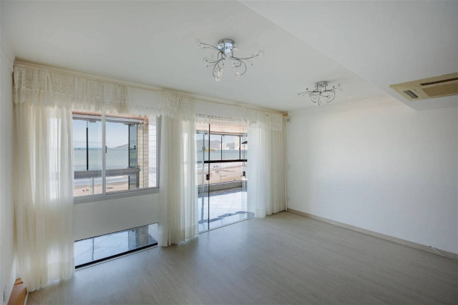 Imagem Apartamento com 3 Quartos para Alugar, 195 m² em Centro - Balneário Camboriú Imagem Apartamento com 3 Quartos para Alugar, 195 m² em Centro - Balneário Camboriú