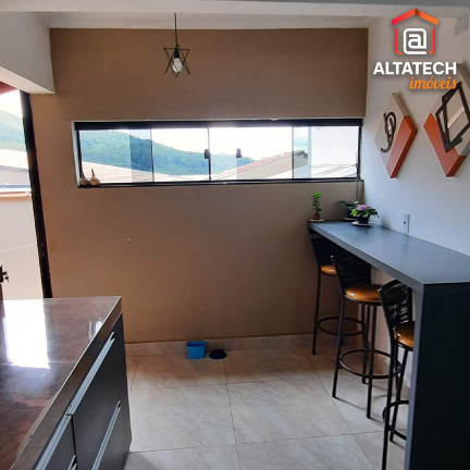 Imagem Sobrado com 3 Quartos à Venda, 180 m² em Loteamento Residencial Santa Clara Ii - Poços De Caldas