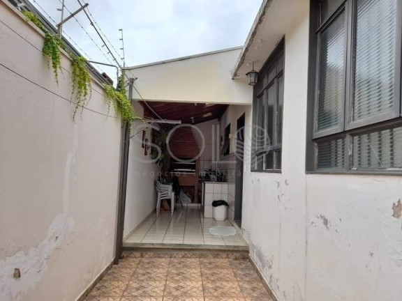 Imagem Casa com 3 Quartos à Venda, 290 m² em Centro - Araraquara Imagem Casa com 3 Quartos à Venda, 290 m² em Centro - Araraquara
