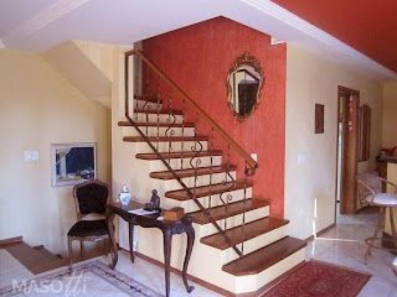 Imagem Casa com 5 Quartos à Venda, 395 m² em Vila Suzana - Canela Imagem Casa com 5 Quartos à Venda, 395 m² em Vila Suzana - Canela