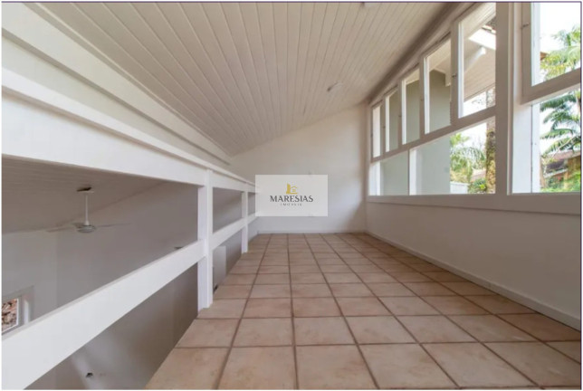Imagem Casa com 4 Quartos à Venda, 300 m² em Maresias - São Sebastião
