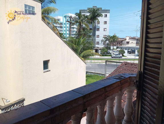 Imagem Casa com 4 Quartos para Alugar, 160 m² em Maitinga - Bertioga