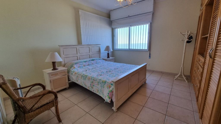 Imagem Apartamento com 3 Quartos à Venda, 190 m² em Pitangueiras - Guarujá Imagem Apartamento com 3 Quartos à Venda, 190 m² em Pitangueiras - Guarujá