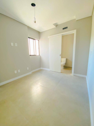 Casa com 3 Quartos à Venda, 154 m² em Itacolomi - Piçarras