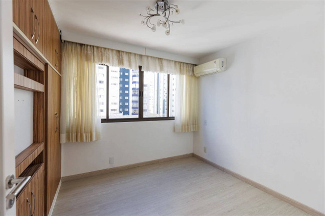 Imagem Apartamento com 3 Quartos para Alugar, 195 m² em Centro - Balneário Camboriú Imagem Apartamento com 3 Quartos para Alugar, 195 m² em Centro - Balneário Camboriú