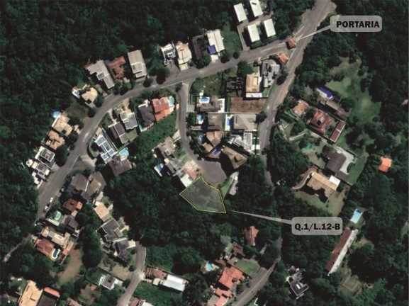 Terreno em Condomínio à Venda,  em Chácara Moinho Velho - Carapicuíba