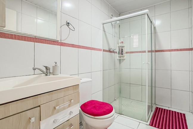 Imagem Casa com 2 Quartos à Venda, 200 m² em Santa Maria Goretti - Porto Alegre Imagem Casa com 2 Quartos à Venda, 200 m² em Santa Maria Goretti - Porto Alegre