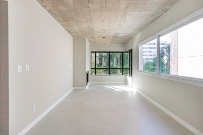 Imagem Imóvel com 2 Quartos à Venda, 80 m² em Petrópolis - Porto Alegre