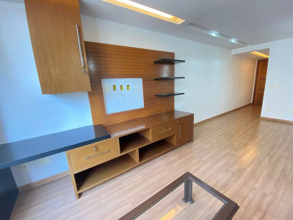 Imagem Imóvel com 3 Quartos à Venda, 92 m² em Icaraí - Niterói