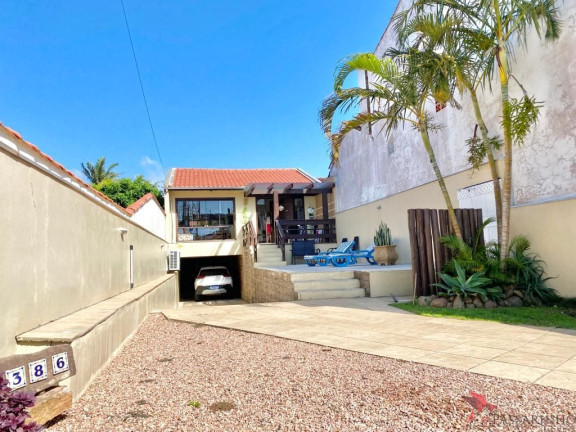 Casa com 4 Quartos à Venda, 300 m² em Praia Da Cal - Torres
