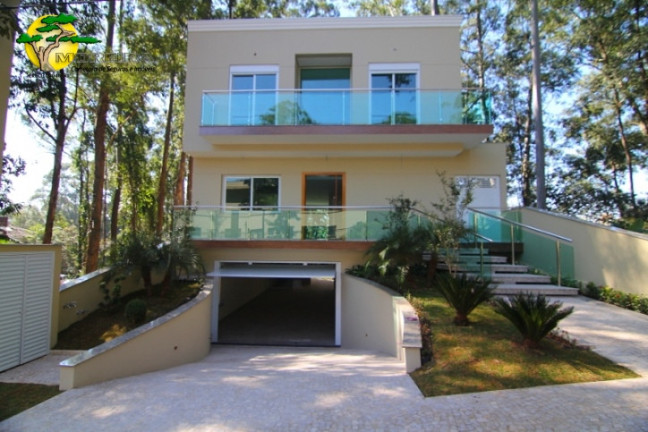 Casa com 5 Quartos à Venda, 340 m² em Tremembe - São Paulo