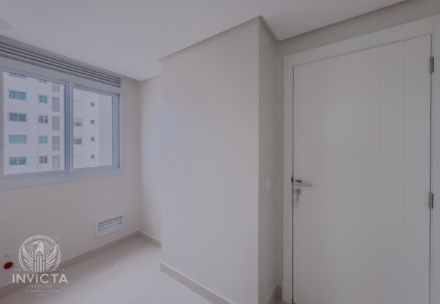 Imagem Apartamento com 4 Quartos à Venda, 146 m² em Centro - Balneário Camboriú Imagem Apartamento com 4 Quartos à Venda, 146 m² em Centro - Balneário Camboriú