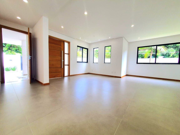 Imagem Casa com 3 Quartos à Venda, 170 m² em Comary - Teresópolis Imagem Casa com 3 Quartos à Venda, 170 m² em Comary - Teresópolis