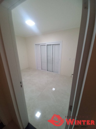 Imagem Casa com 3 Quartos à Venda, 390 m² em Tupandi Imagem Casa com 3 Quartos à Venda, 390 m² em Tupandi