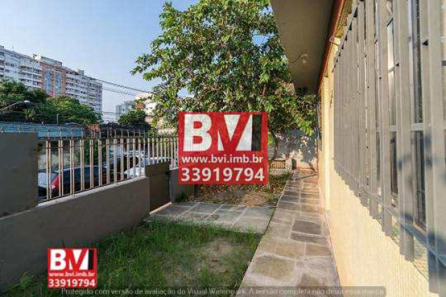 Imagem Casa com 4 Quartos à Venda, 200 m² em Vila Da Penha - Rio De Janeiro Imagem Casa com 4 Quartos à Venda, 200 m² em Vila Da Penha - Rio De Janeiro
