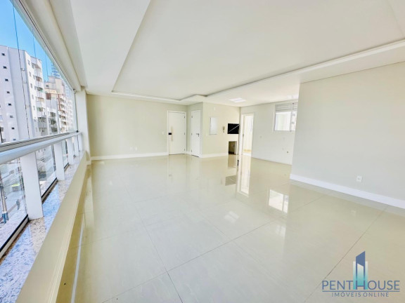 Imagem Apartamento com 3 Quartos à Venda, 251 m² em Centro - Balneário Camboriú Imagem Apartamento com 3 Quartos à Venda, 251 m² em Centro - Balneário Camboriú