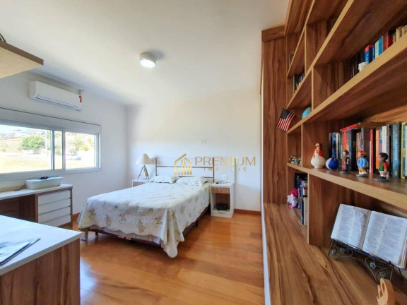 Imagem Imóvel com 4 Quartos à Venda, 600 m² em Canaã - Jambeiro