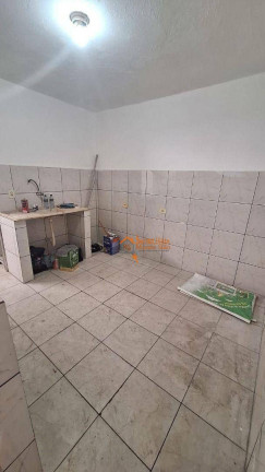 Imagem Sobrado com 8 Quartos à Venda, 125 m² em Jardim Presidente Dutra - Guarulhos Imagem Sobrado com 8 Quartos à Venda, 125 m² em Jardim Presidente Dutra - Guarulhos
