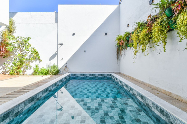 Imagem Casa com 4 Quartos à Venda, 240 m² em Jardim Caravelas - São Paulo