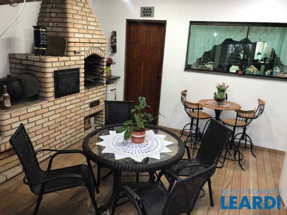Imagem Sobrado com 3 Quartos à Venda, 242 m² em Santa Maria - Santo André Imagem Sobrado com 3 Quartos à Venda, 242 m² em Santa Maria - Santo André