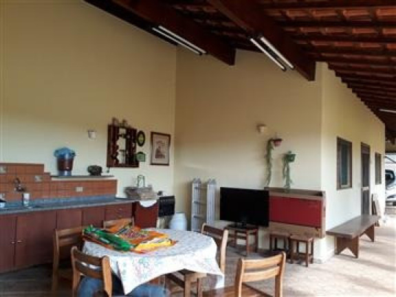 Imagem Casa com 3 Quartos à Venda, 450 m² em Vila Dom Pedro - Atibaia