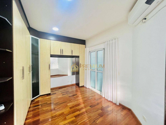 Imagem Sobrado com 4 Quartos à Venda, 220 m² em Jardim América - São José Dos Campos