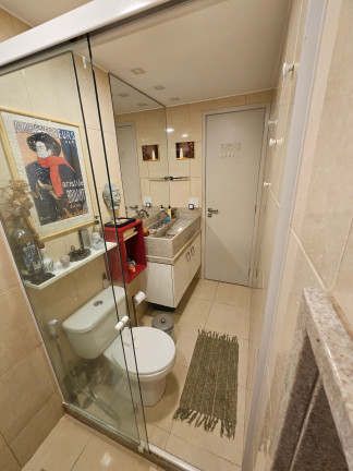 Imagem Imóvel com 3 Quartos à Venda, 110 m² em Icaraí - Niterói Imagem Imóvel com 3 Quartos à Venda, 110 m² em Icaraí - Niterói