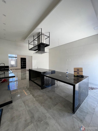 Imagem Casa com 3 Quartos à Venda, 210 m² em Afonso Queiroz - Patos De Minas
