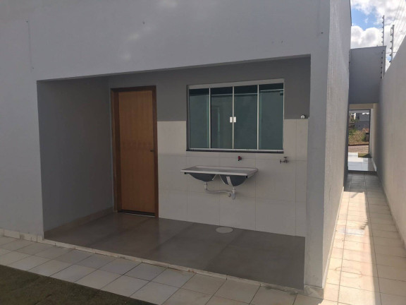 Imagem Casa com 3 Quartos à Venda, 100 m² em Residencial Jardim Itália I E Ii Etapa - Anápolis