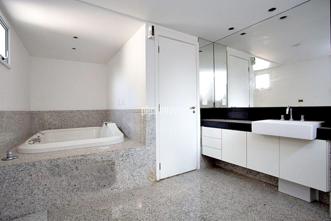 Imagem Apartamento com 4 Quartos para Alugar, 357 m² em Panamby - São Paulo Imagem Apartamento com 4 Quartos para Alugar, 357 m² em Panamby - São Paulo