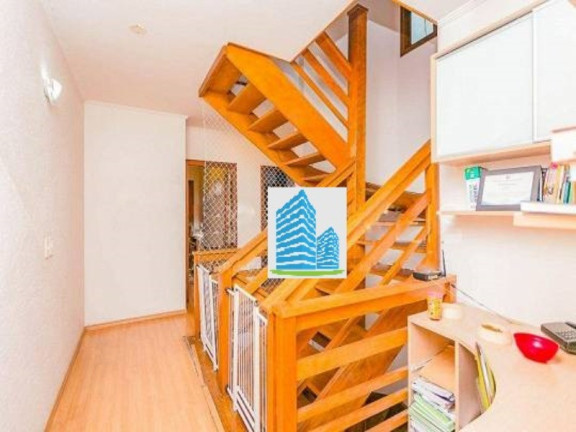 Imagem Sobrado com 4 Quartos à Venda, 255 m² em Jardim Itu - Porto Alegre Imagem Sobrado com 4 Quartos à Venda, 255 m² em Jardim Itu - Porto Alegre