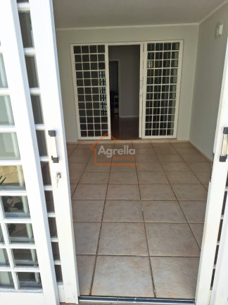 Imagem Casa com 3 Quartos à Venda, 261 m² em Jardim Itamaracá - Mogi Guaçu Imagem Casa com 3 Quartos à Venda, 261 m² em Jardim Itamaracá - Mogi Guaçu