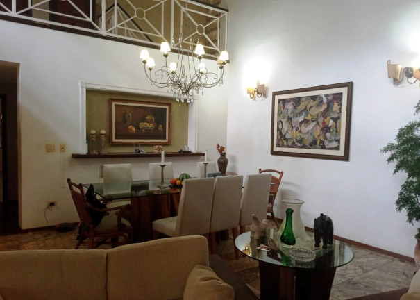 Imagem Casa com 4 Quartos à Venda, 700 m² em Vila Giglio - Atibaia Imagem Casa com 4 Quartos à Venda, 700 m² em Vila Giglio - Atibaia