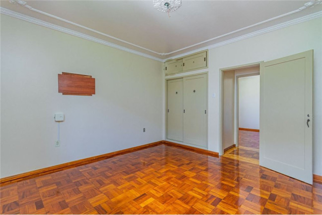 Imagem Apartamento com 2 Quartos à Venda, 85 m² em Menino Deus - Porto Alegre