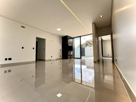 Imagem Casa com 3 Quartos à Venda, 240 m² em Recanto Tropical - Cascavel