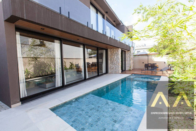 Imagem Casa com 4 Quartos à Venda, 400 m² em Tamboré - Santana De Parnaíba Imagem Casa com 4 Quartos à Venda, 400 m² em Tamboré - Santana De Parnaíba